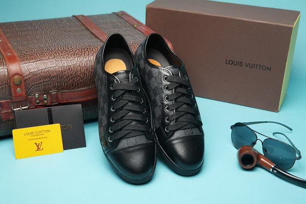 LV Fashion Casual Shoes Men--221